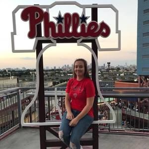 Meet your Posher, Maura